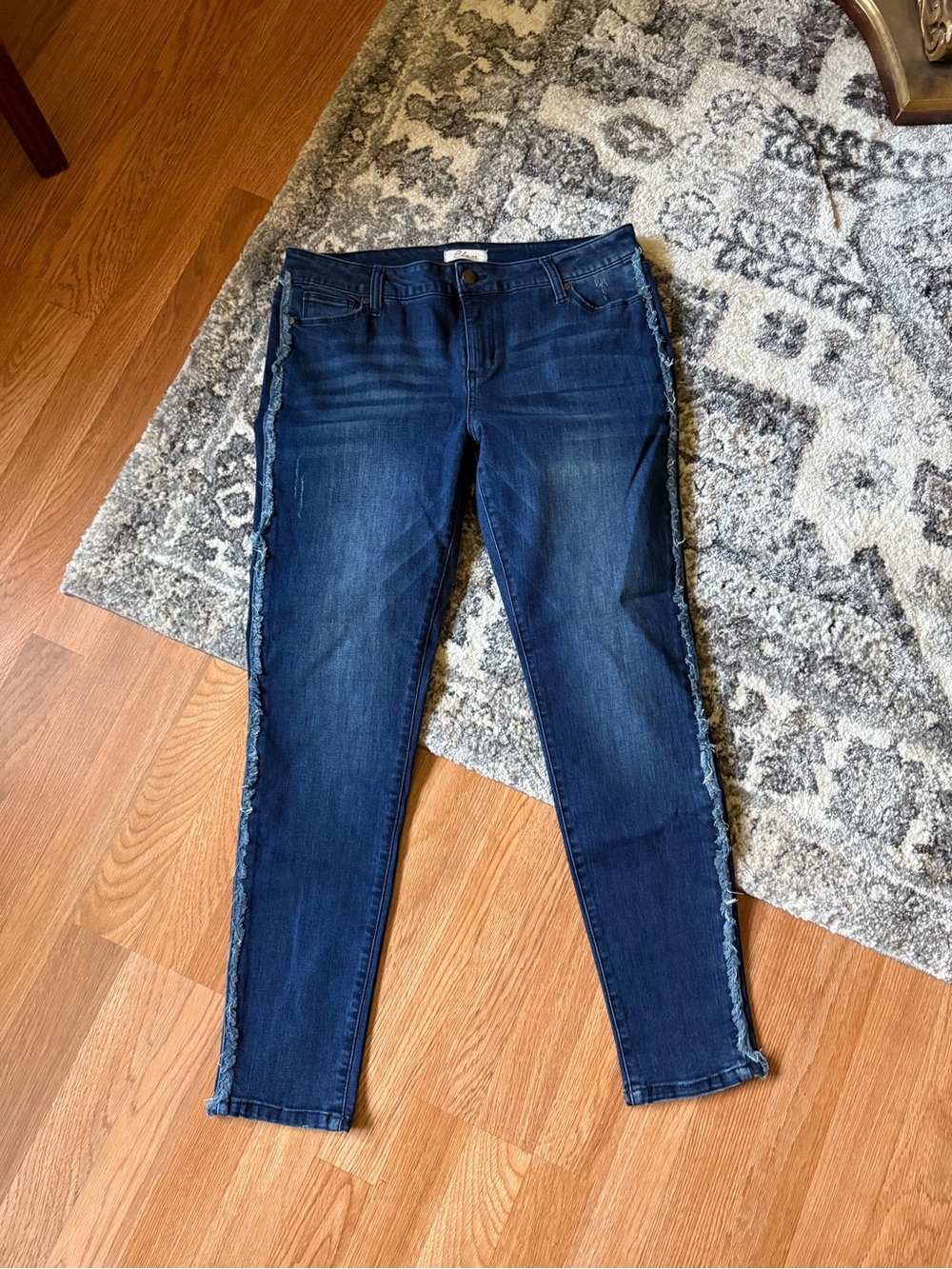 Never Worn Elan Jeans 💞